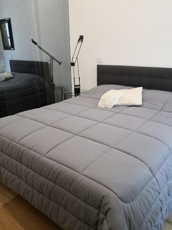 Casa Del Conte Massimiliano Roero Lejlighed Cuneo Eksteriør billede